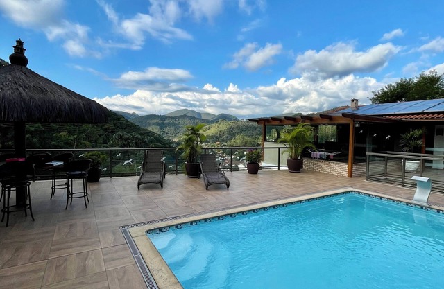 COZY HOUSE IN TERESÓPOLIS RJ