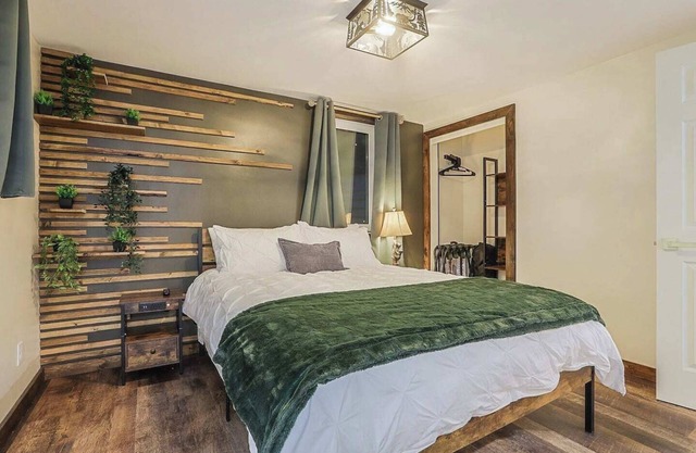 Cozy Luxury 3BR Escape by Sweetheart Stays