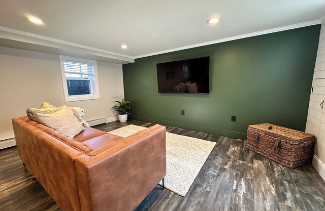 Cozy&Modern apt in South Peabody