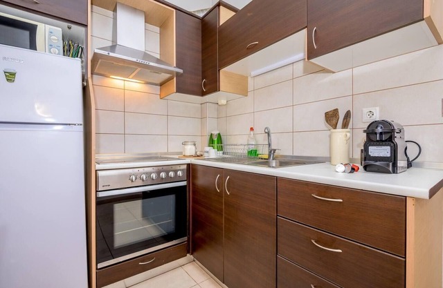 Cozy Panta Remarkable 1-Bed Apartment in Orestiada