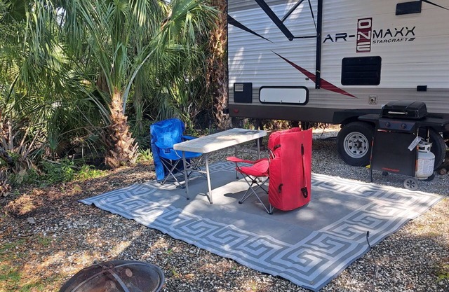 Cozy River Retreat 2-bedroom RV with AC, in Homosassa Springs , FL