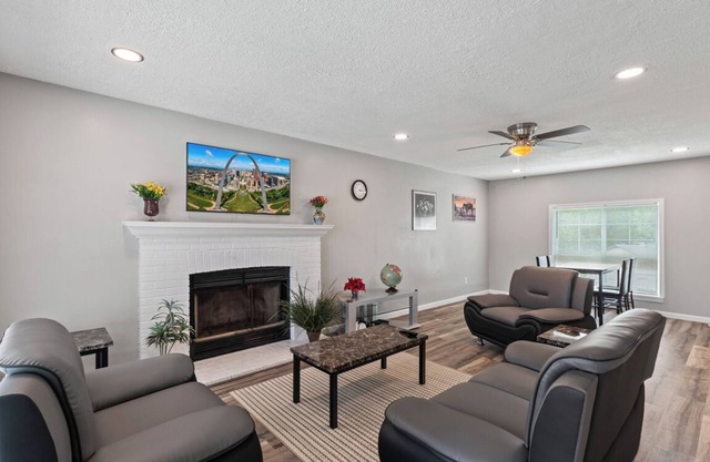 COZY SERENE 3BEDROOM 2STOREY HOME