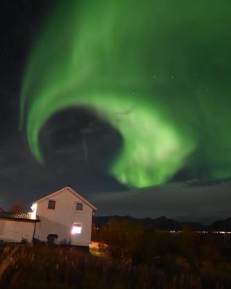 Cozy small house with amazing view