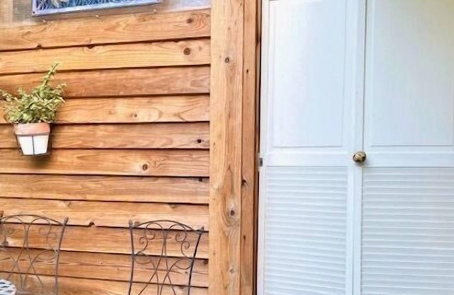 Cozy Studio Loft, Cute Serene Space in the Woods!