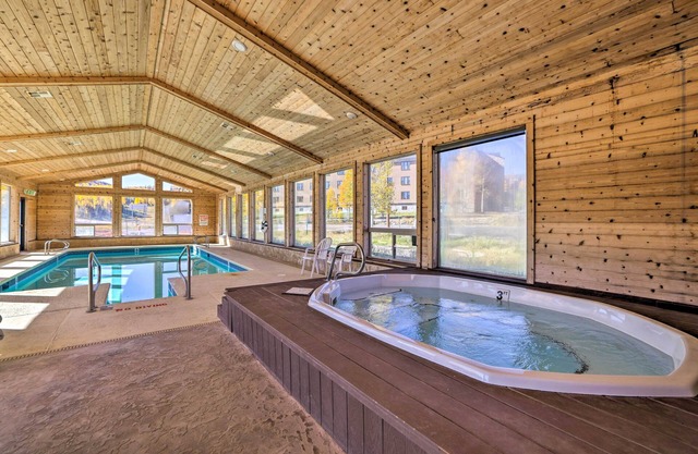 Cozy Studio w/Balcony, Walk to Brian Head Resort!