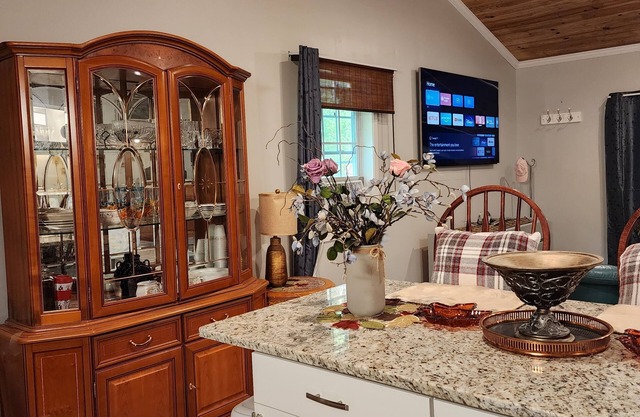 Cozy Studio with Vaulted Ceiling near Augusta, GA