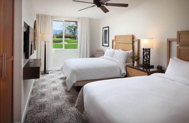 Crashing at Cochella