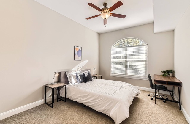 Crest at Midtown 4603 l 1 Bedroom 1 Bathroom