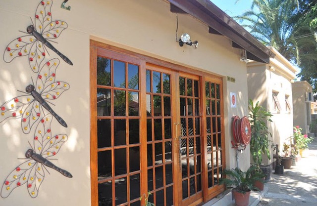 Crown Guest Lodge