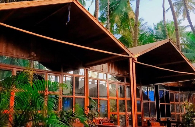 CSF GARDEN HUTS