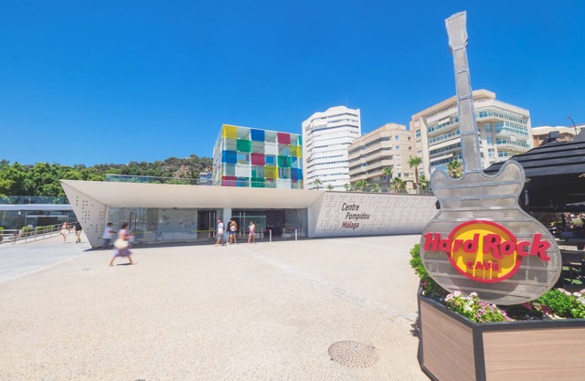 Cubo's Estudio Carreteria 33 2A/City center/pool/free wifi