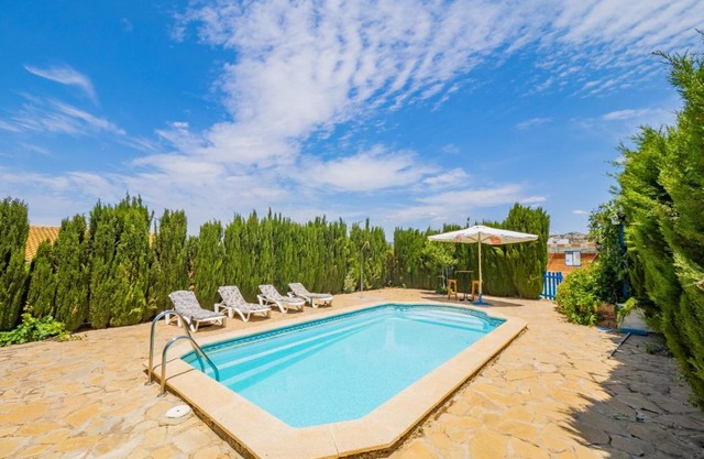 Cubo's La Casa del Abuelo