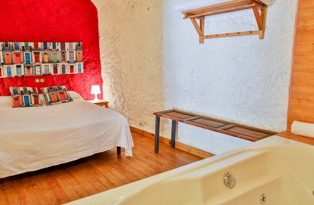 Cuevas La Tala - Cueva Mar