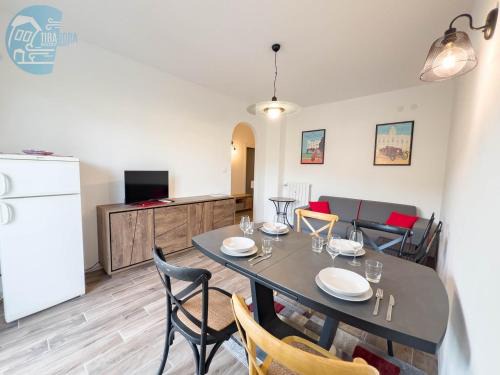 Cumano Tirabora Short Rent