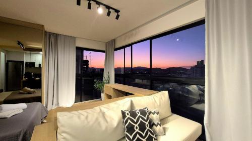 CURTA! |165| Lindo Studio | Próx Centro de Eventos