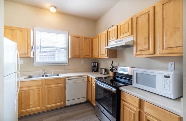 Cute Cottage | 2 Bed, 1 Bath