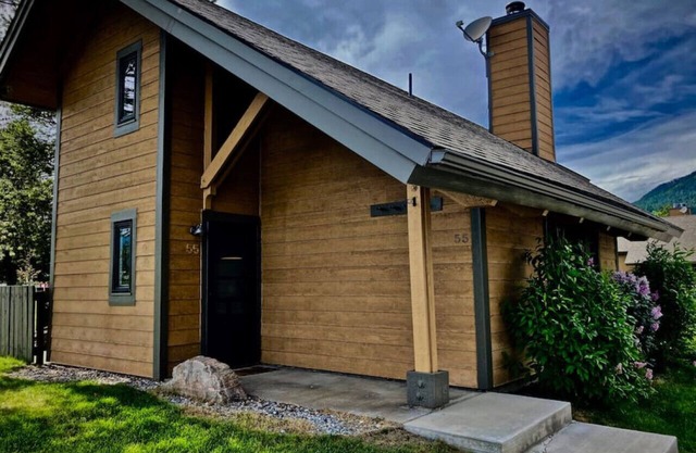 Cutest Little Condo - Center of Big Sky