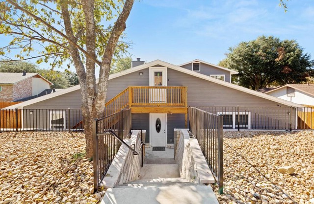 CYC Eclectic Back House with BBQ Gazebo