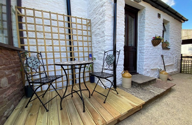 Cygnet Studio - Cozy retreat near historic Monmouth, castles and attractions.