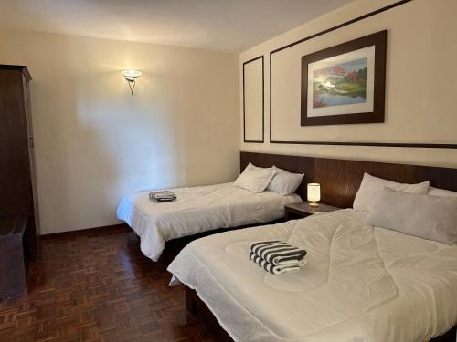 D Savoy A Famosa by Leeya