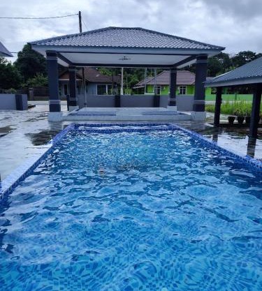 D’wokah Roomah Pool & Space