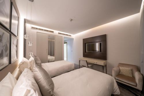 DAMAC Royal Two Bedroom Apartment Al Olaya