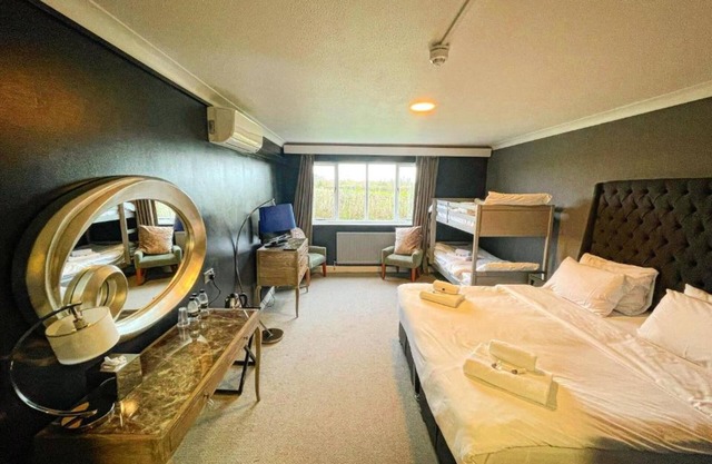 Dancenter Birmingham Airport Near Nec