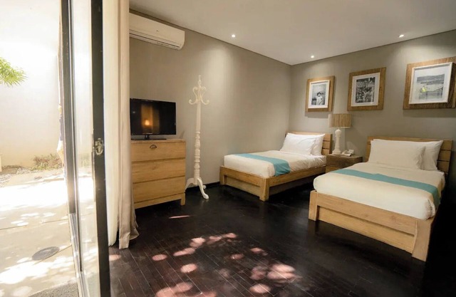Dancing Chanakya Villa - 2 bedrooms 9nn