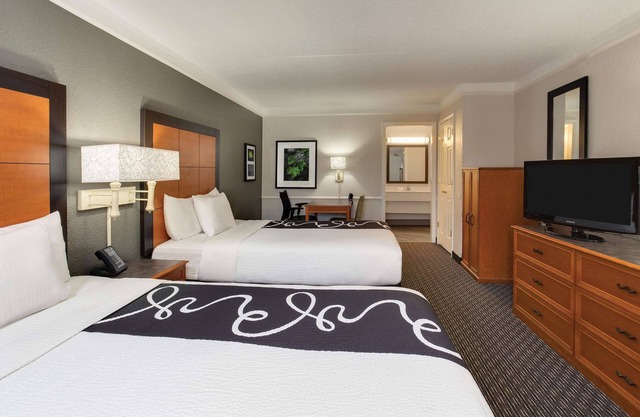 Days Inn by Wyndham Gainesville University I-75