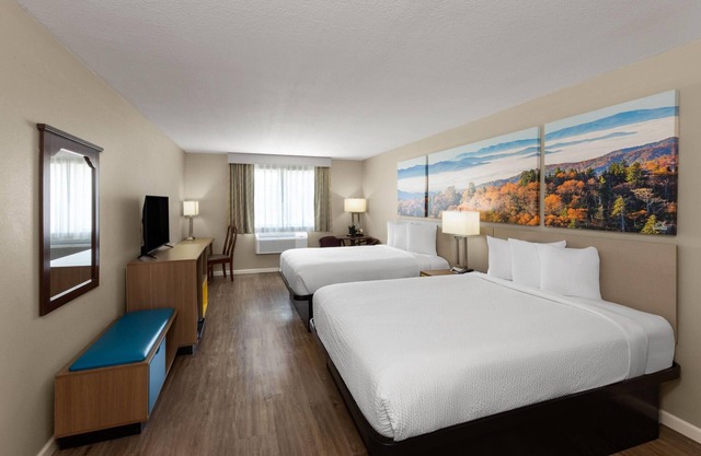 Days Inn by Wyndham Mountain Home