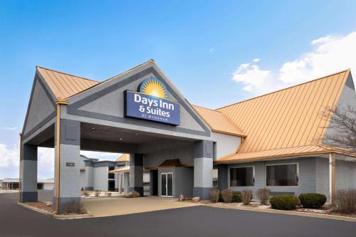 Days Inn & Suites by Wyndham Kokomo