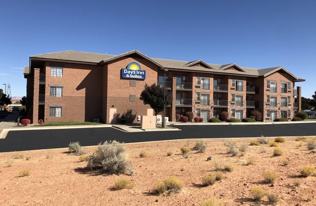Days Inn & Suites by Wyndham Page Lake Powell