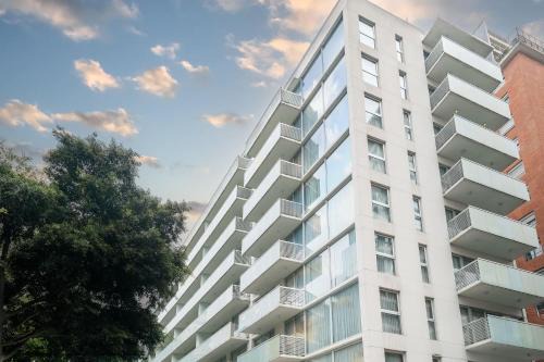 Dazzler by Wyndham Polo