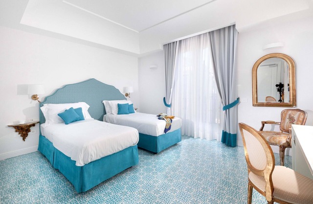 De Pando- Ravello Caruso