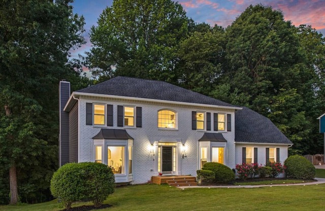 Decatur Estate: 6 Bedrooms, Game Room, Elegant Design