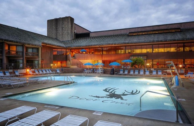 Deer Creek State Park Lodge and Conference Center