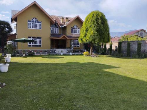 DEEWAN E KHAAS VILLA