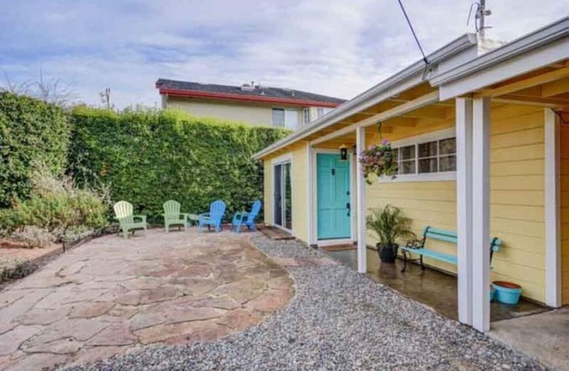 Delightful Home Steps To Sand