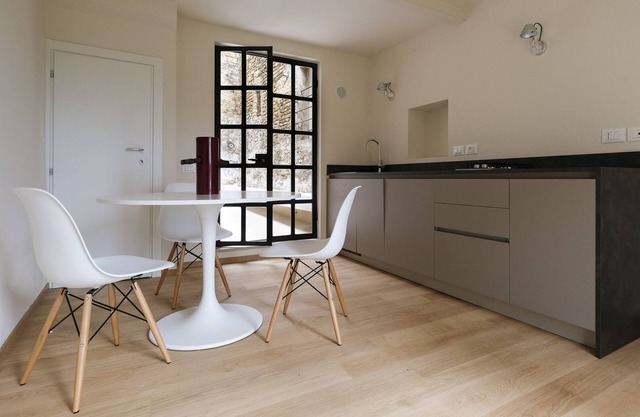 delightful renovated apartment in the center of Torre di Palme