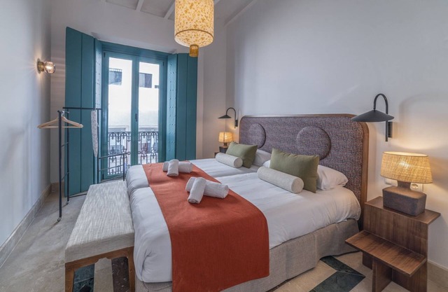 Deluxe 1 bedroom + 1 bathroom apartment