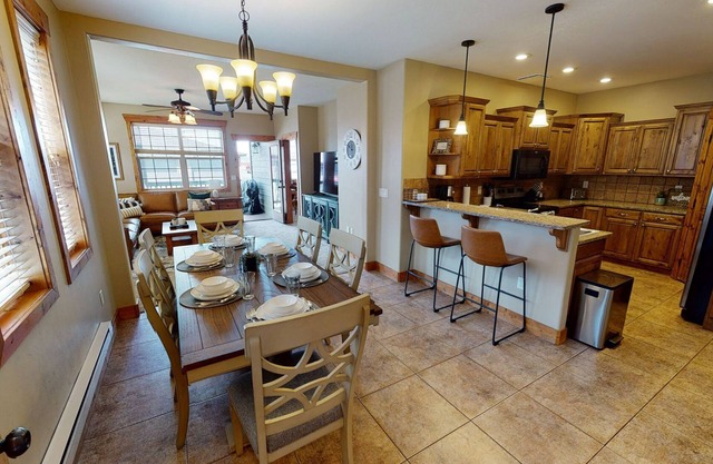 Deluxe Grand Teton Condo - Fiber Internet!