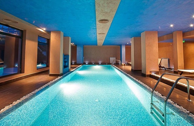 Deluxe Mountain Suite With Spa And Amazing Views