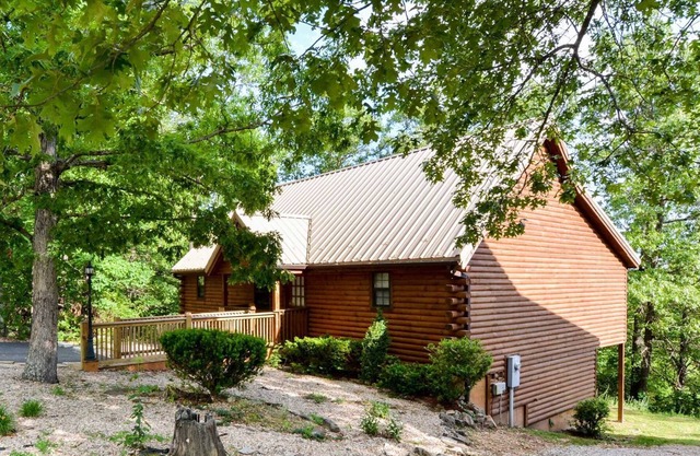 Deluxe Notch Estates Cabin, Close to SDC - 4 Bedroom Suites, 2 Living Areas, 2 Pools! | 35