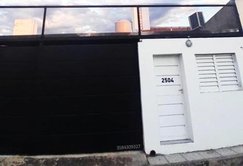 DEPTO SHOPPING Villa Cabrera Aeropuerto cochera