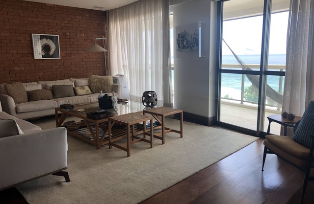 Design apartment on São Conrado beach