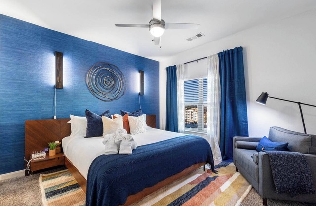 Designer 1BR Near Medical Center & Lackland AFB - Pool, Gym & Gated Parking