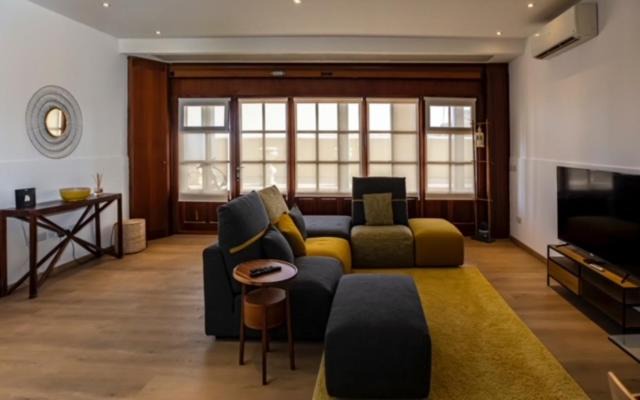 Designer Finished Studio