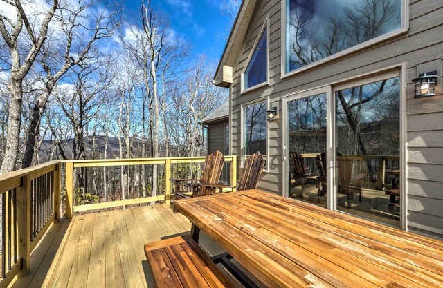 Designer Home w/ Fire Pit ~ 70 Steps to Slopes!