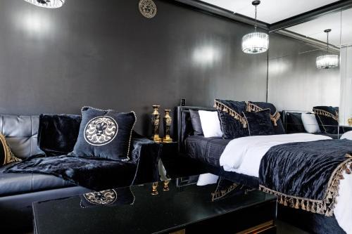 Designer Suites - Versace On View