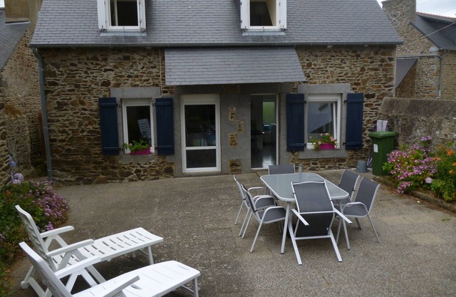 DETACHED HOUSE NEAR SEA SEA ETABLES